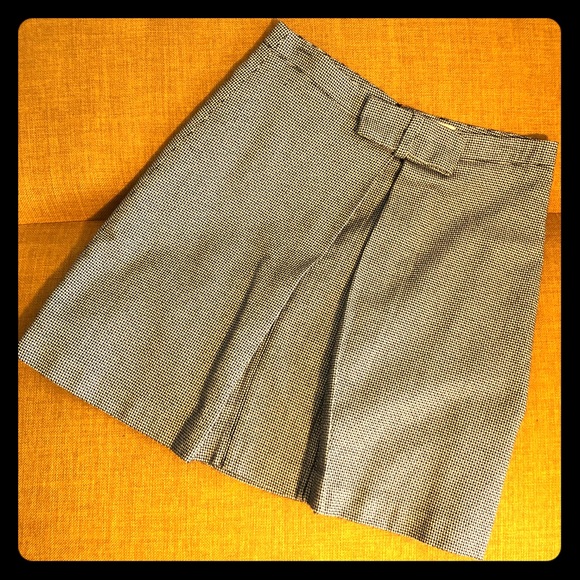 Ann Taylor LOFT / Black and White Bow detail skirt - Picture 1 of 3